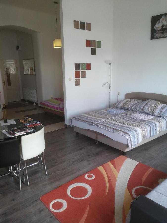 Next Door Apartment Budapest Luaran gambar